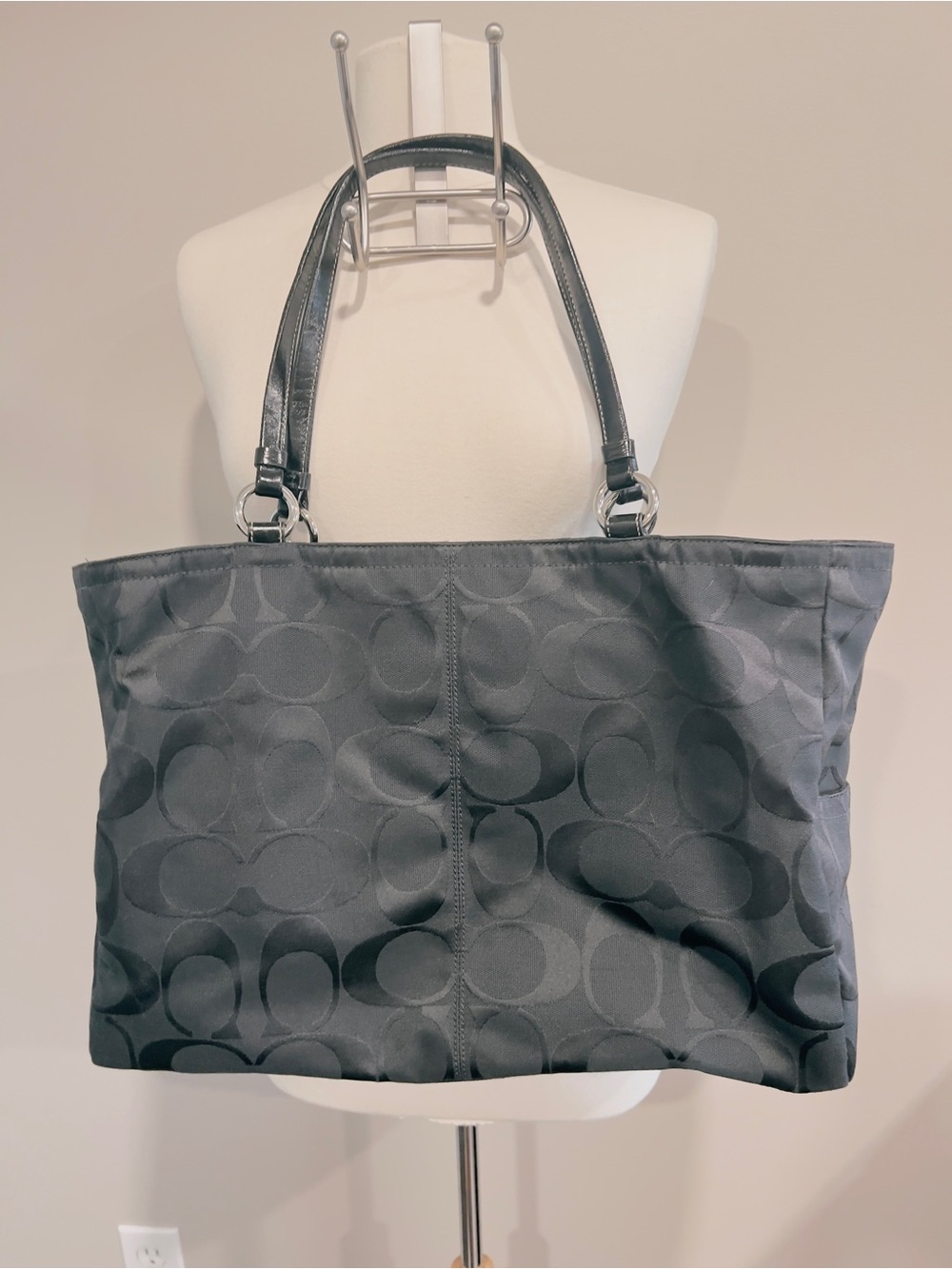Coach Black Signature Jacquard Tote with Front Zip - Picture 2 of 8